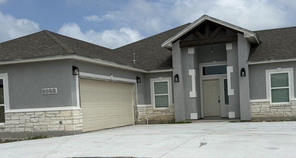 3022 Saint Eustatius Way. Corpus Christi, TX 78418