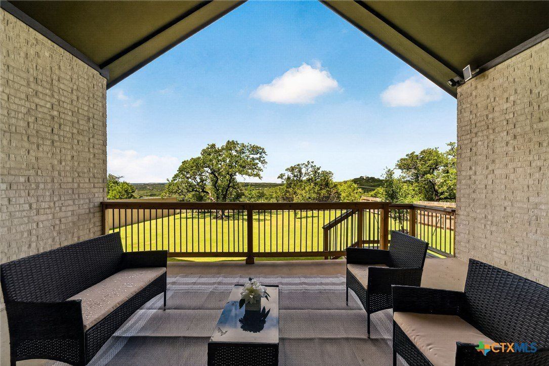 31171 Osage Run. Bulverde, TX 78163
