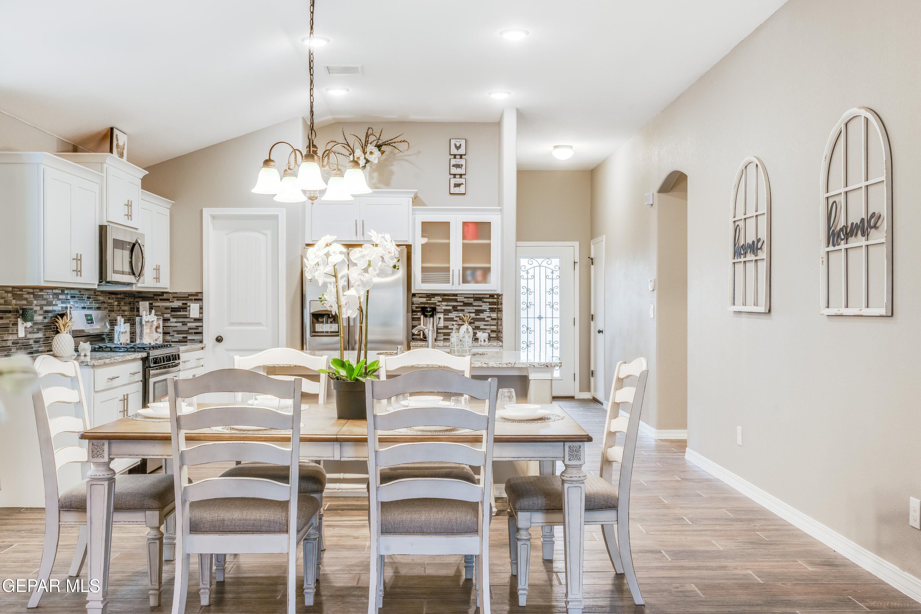 12432 Oconee Place. Clint, TX 79836