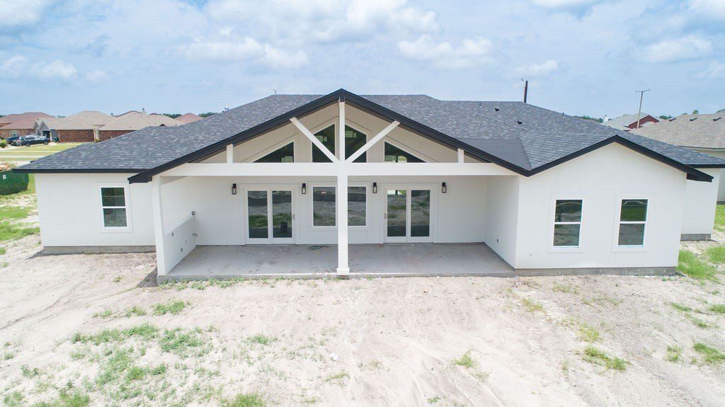 4025 Ranch Lake Drive. Corpus Christi, TX 78413