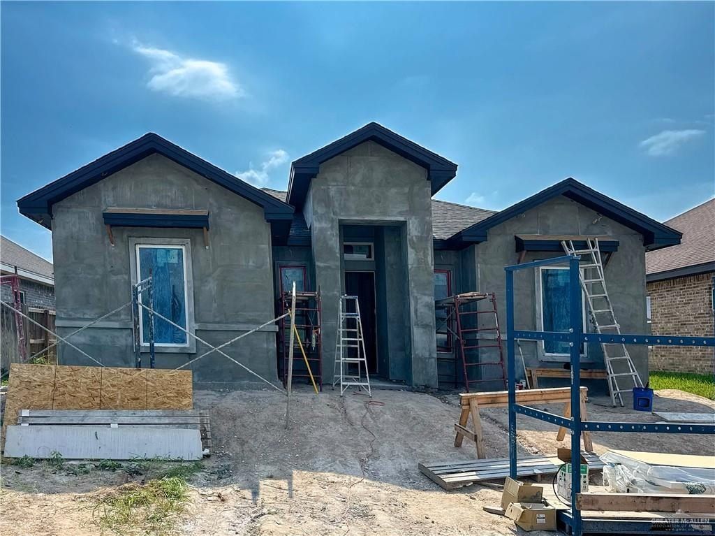 512 N Kika De La Garza Boulevard. La Joya, TX 78560