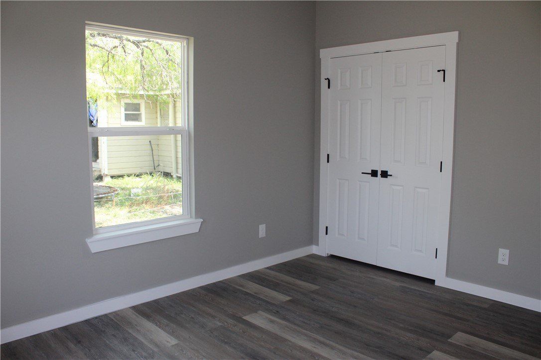 112 S Vasquez. Orange Grove, TX 78372