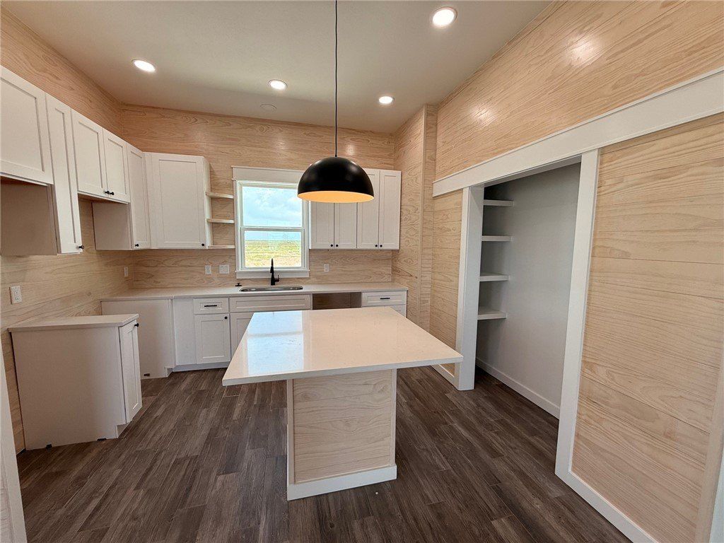 196 St John Circle. Port Aransas, TX 78373