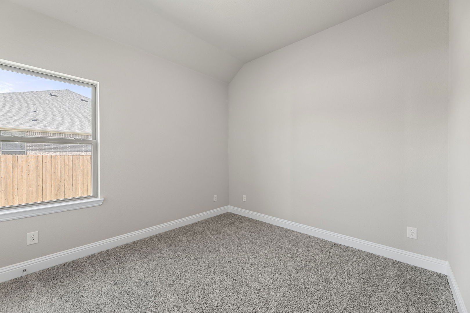 2110 Briarwood. Bridgeport, TX 76426