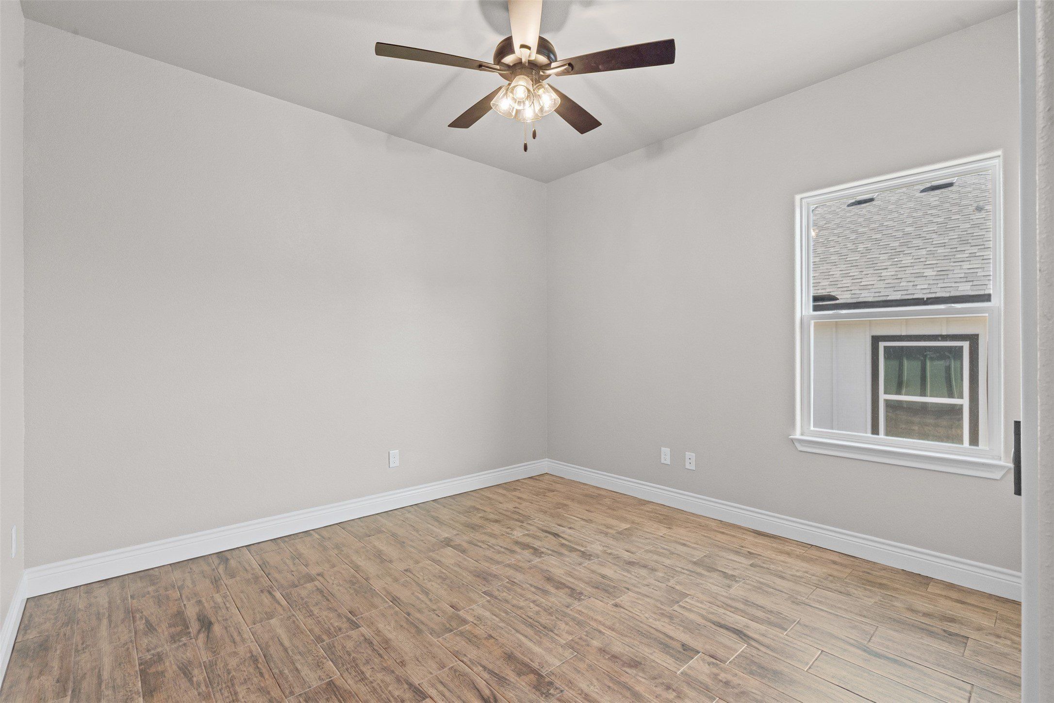 3402 Hilltop Road. Granbury, TX 76048