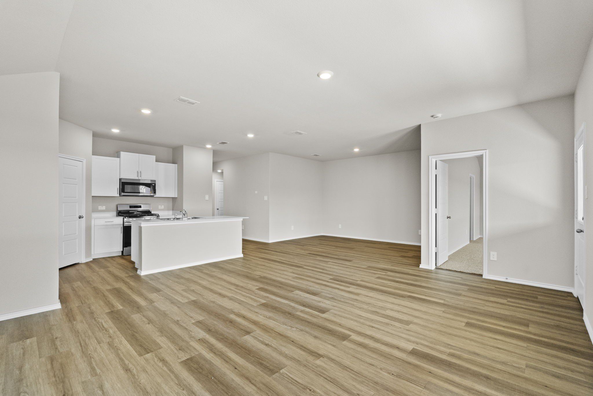 4217 Trickling Creek Lane. Fort Worth, TX 76036