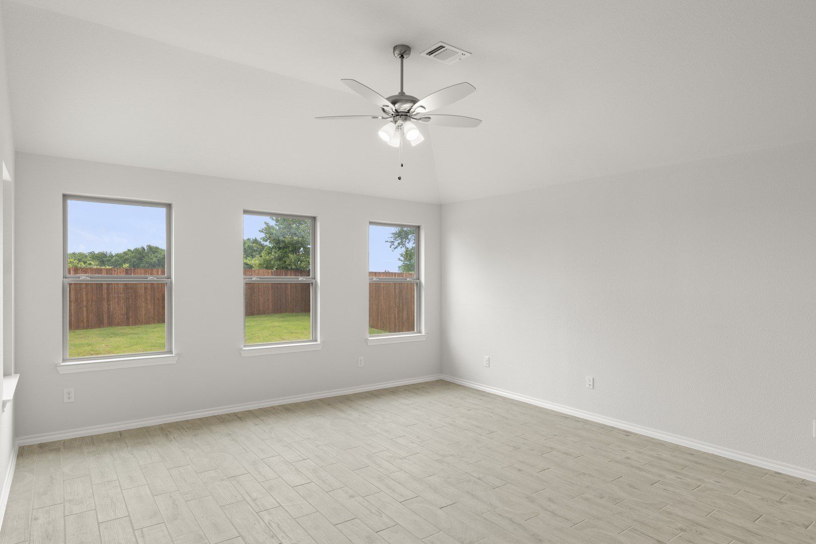 8108 Kingfisher Road. Aubrey, TX 76227