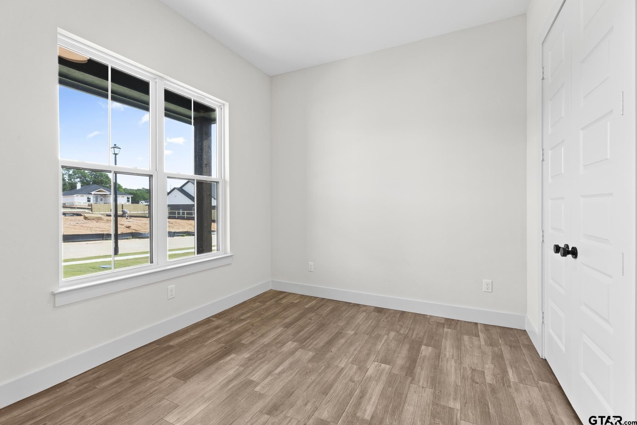 16421 Clearview Drive. Lindale, TX 75771