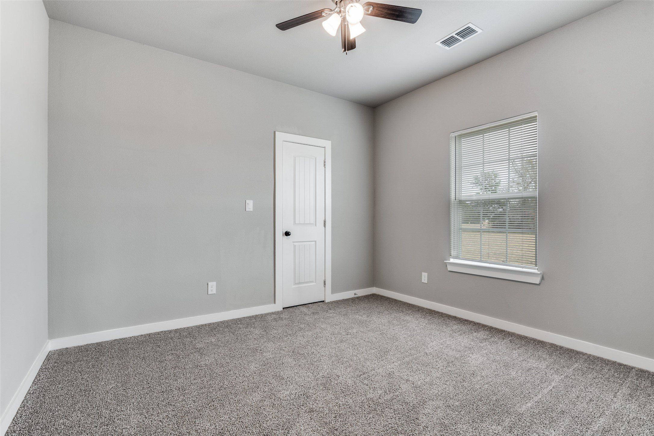 107 Scenic Road. Trinidad, TX 75163