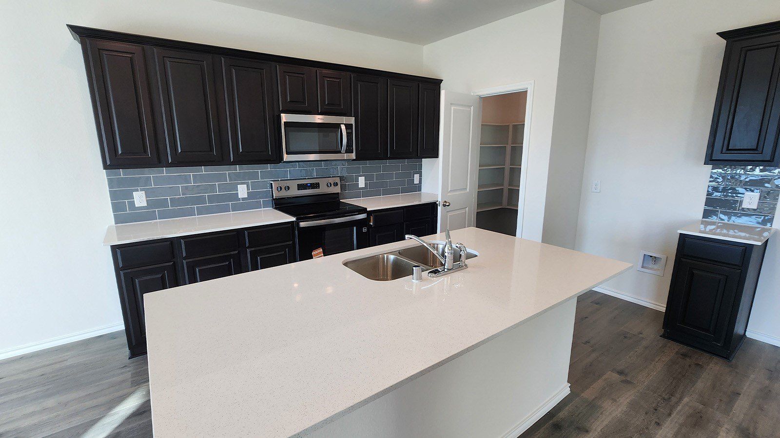 1214 Breezy Oak Drive. Josephine, TX 75173