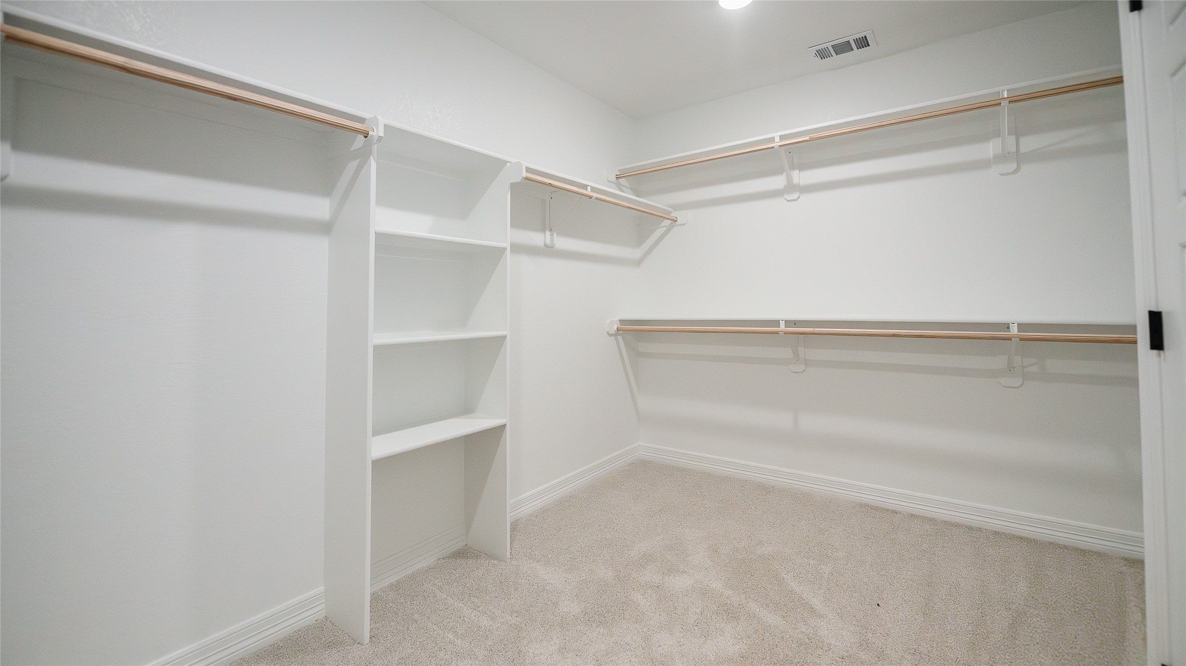 1404 Tahonta Drive. Hewitt, TX 76643