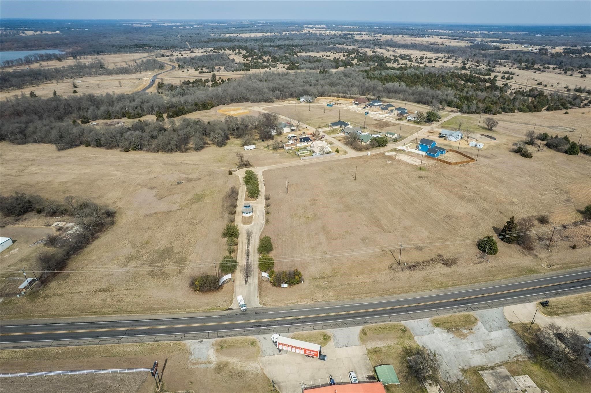 Hwy 276. East Tawakoni, TX 75472
