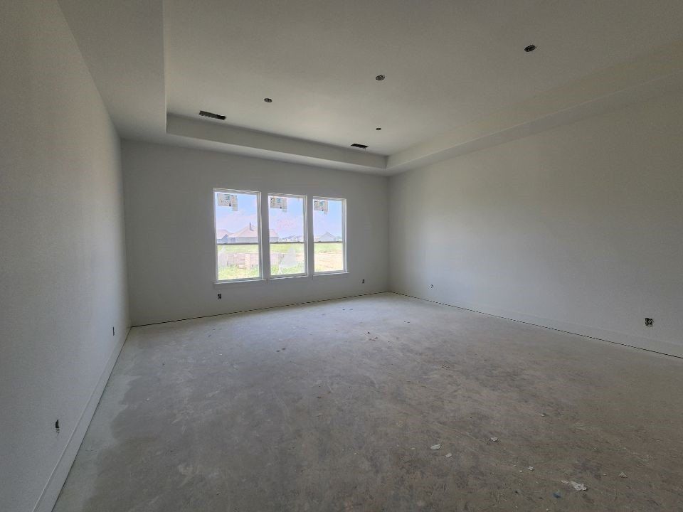 12417 Hornfels Drive. Krum, TX 76249