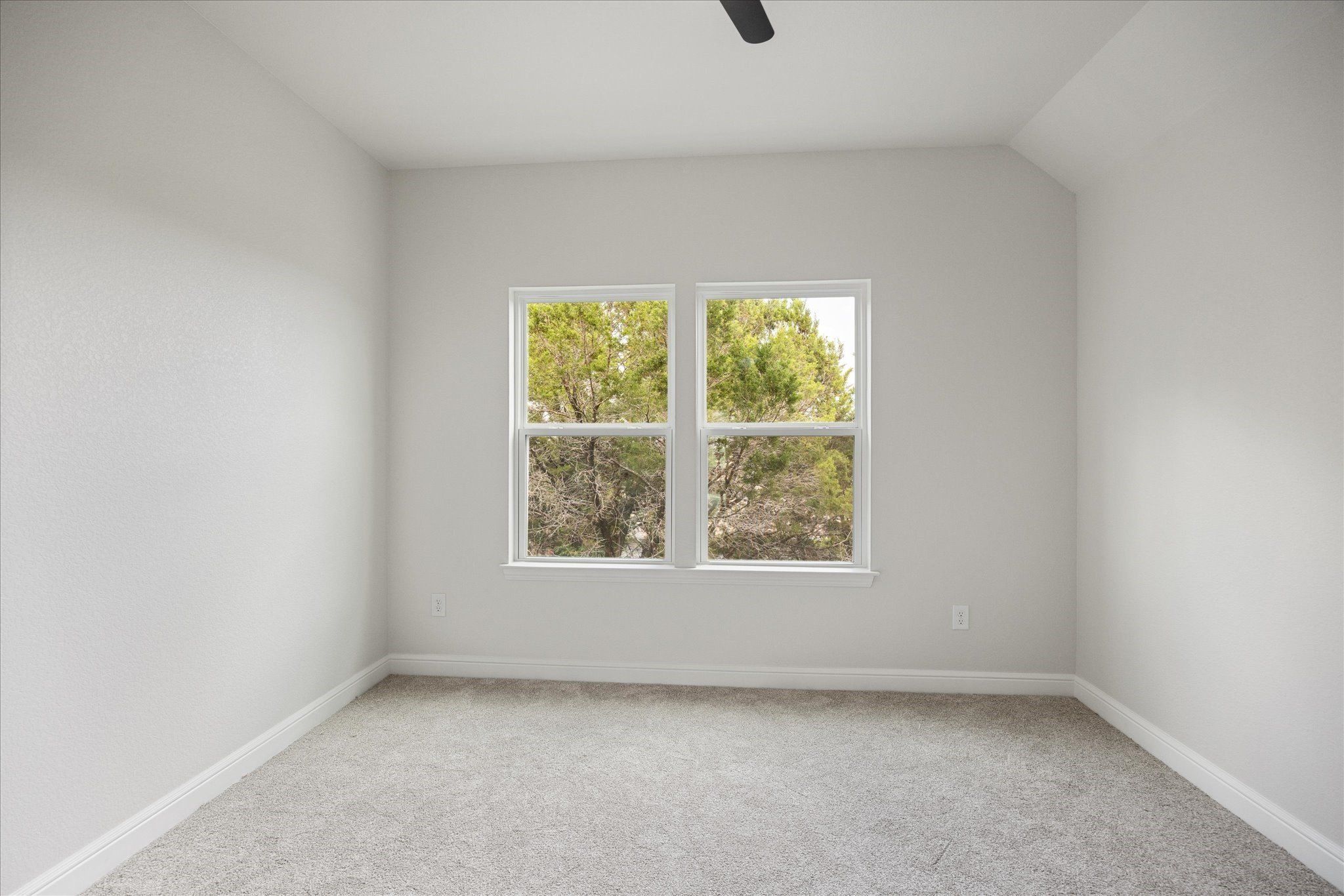 913 Colorado River Drive. Granbury, TX 76048