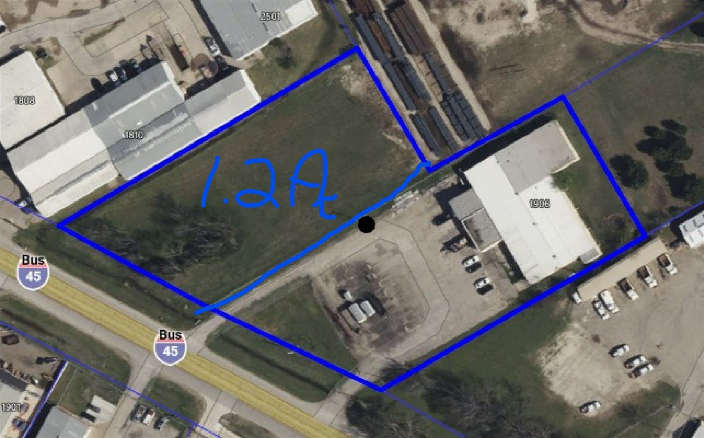 S Kaufman Street. Ennis, TX 75119