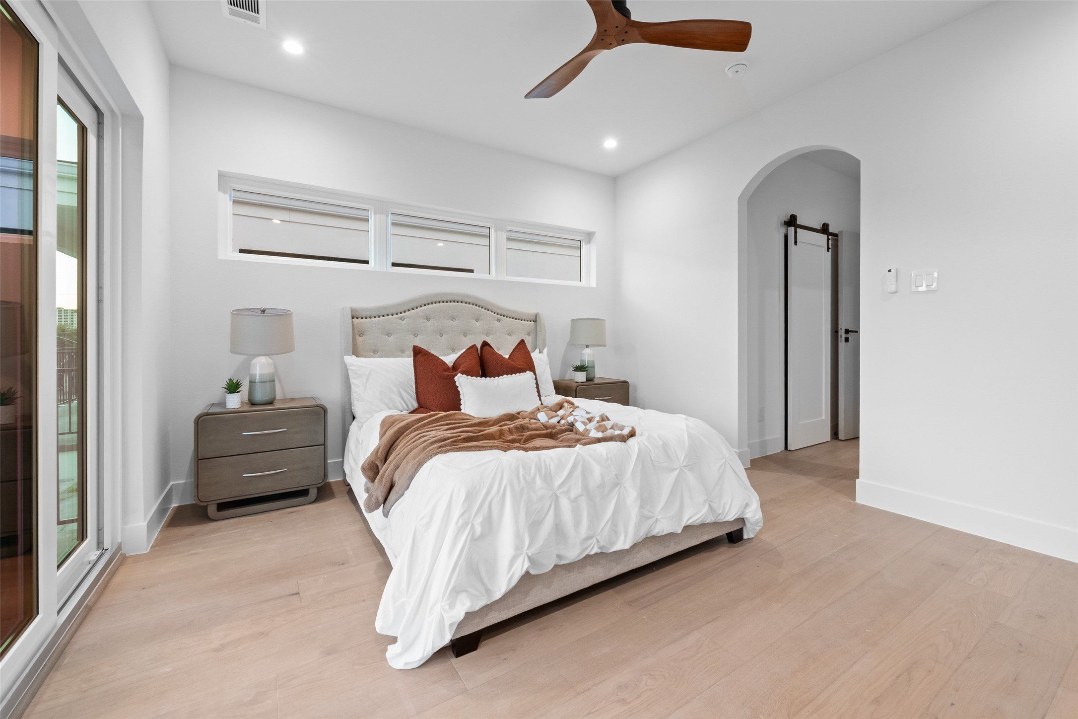 1504 Holly Avenue. Dallas, TX 75204