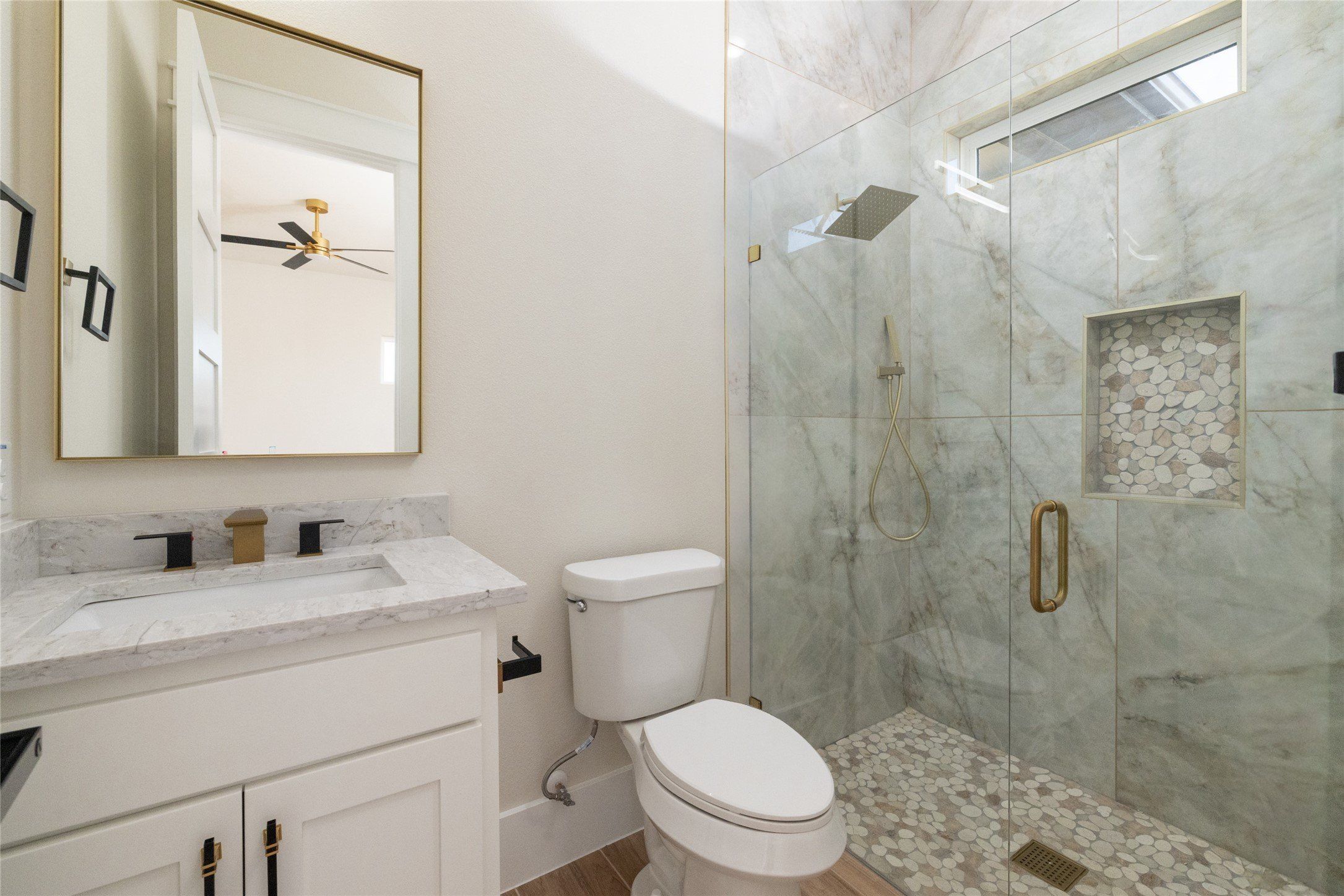 544 High Tower Lane. Granbury, TX 76049