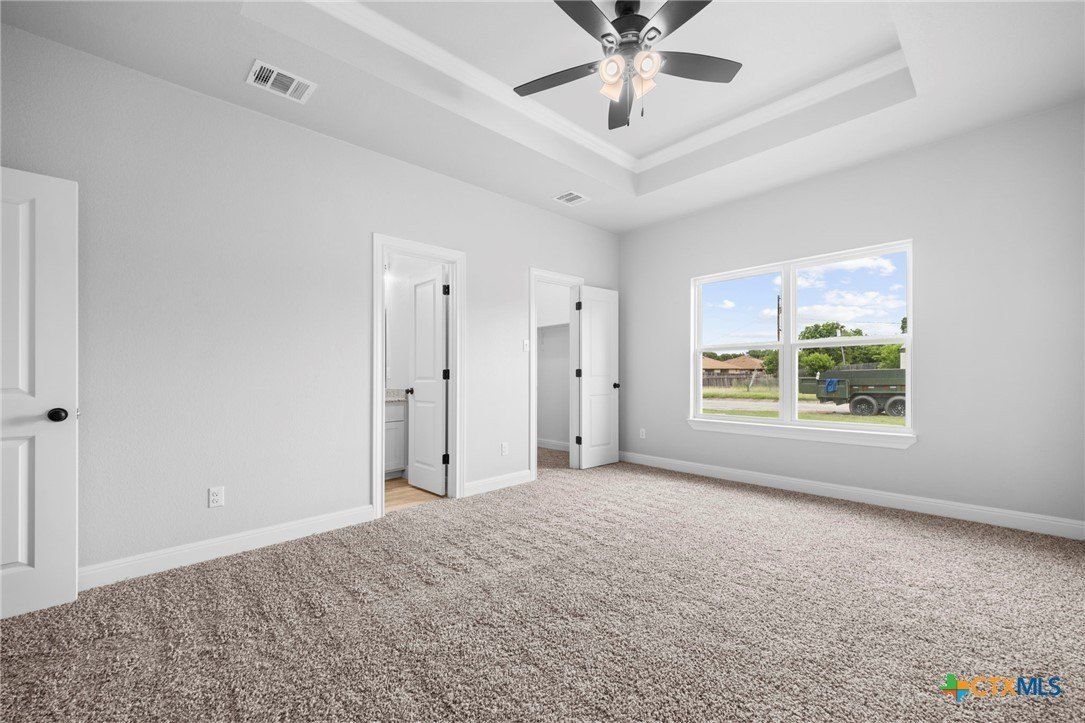 396 E Robin Lane. Harker Heights, TX 76548