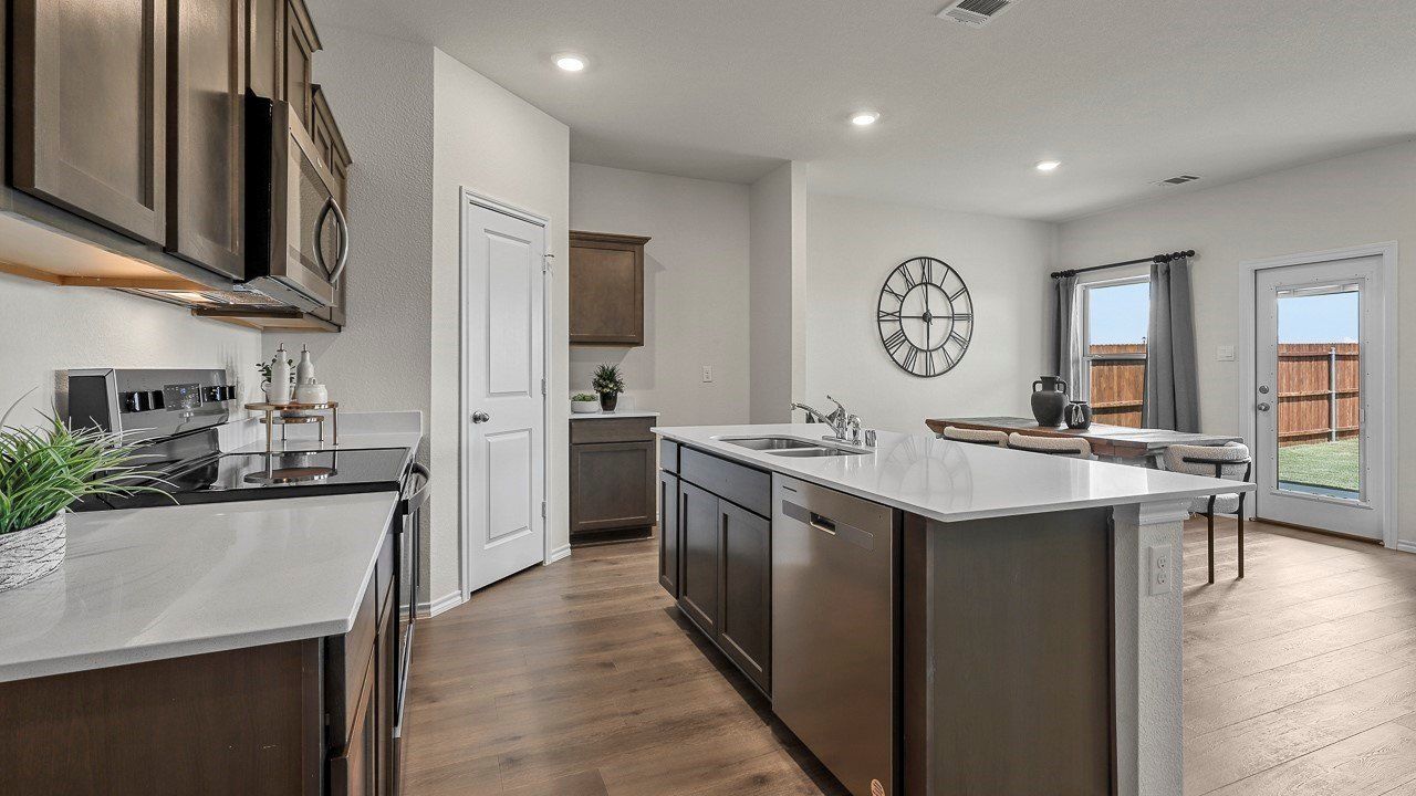 207 Van Horn Drive. Terrell, TX 75160