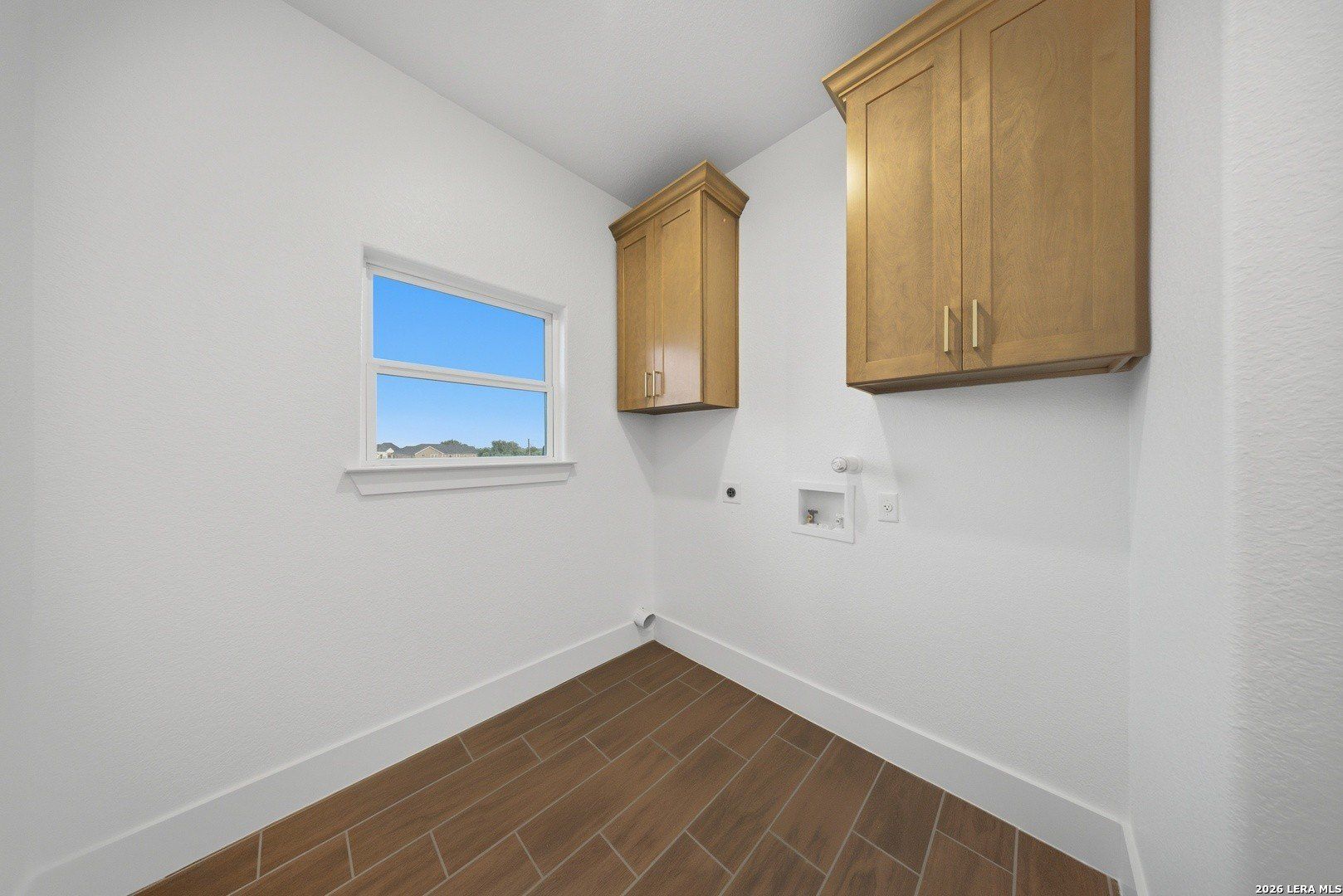 207 Hidden Ranch. Floresville, TX 78114