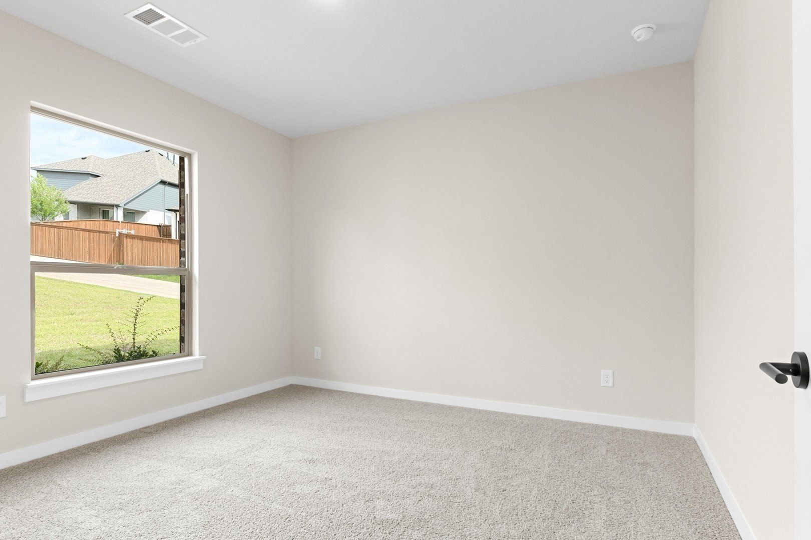 8609 Del Rio Trail. Rowlett, TX 75089