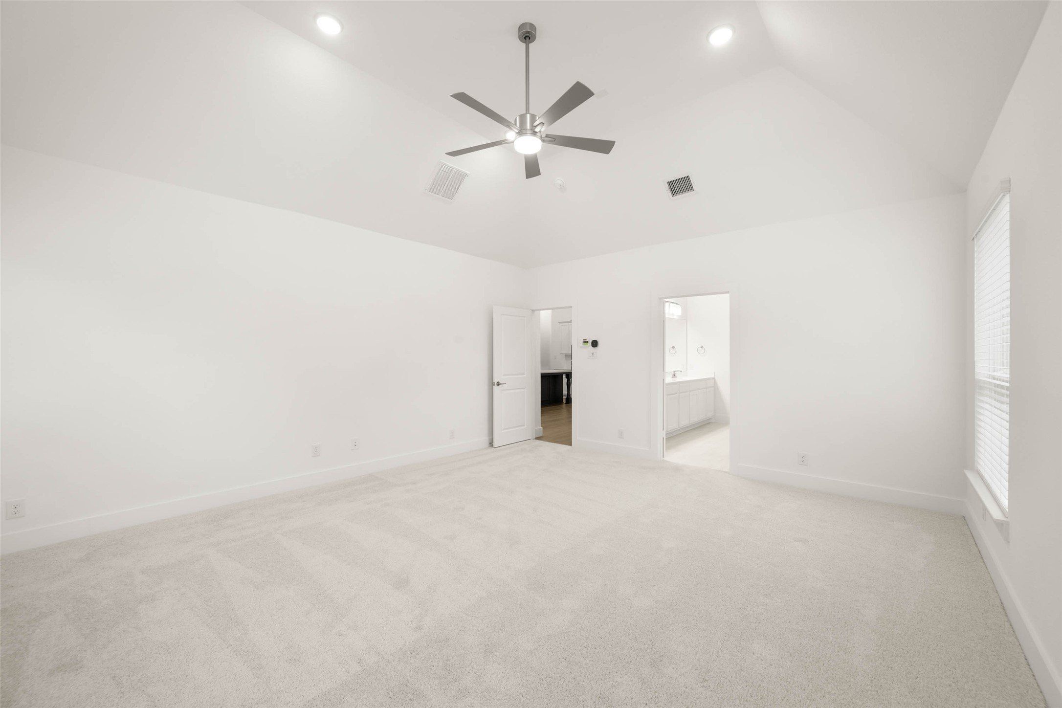 1911 Aspen. Cedar Hill, TX 75104