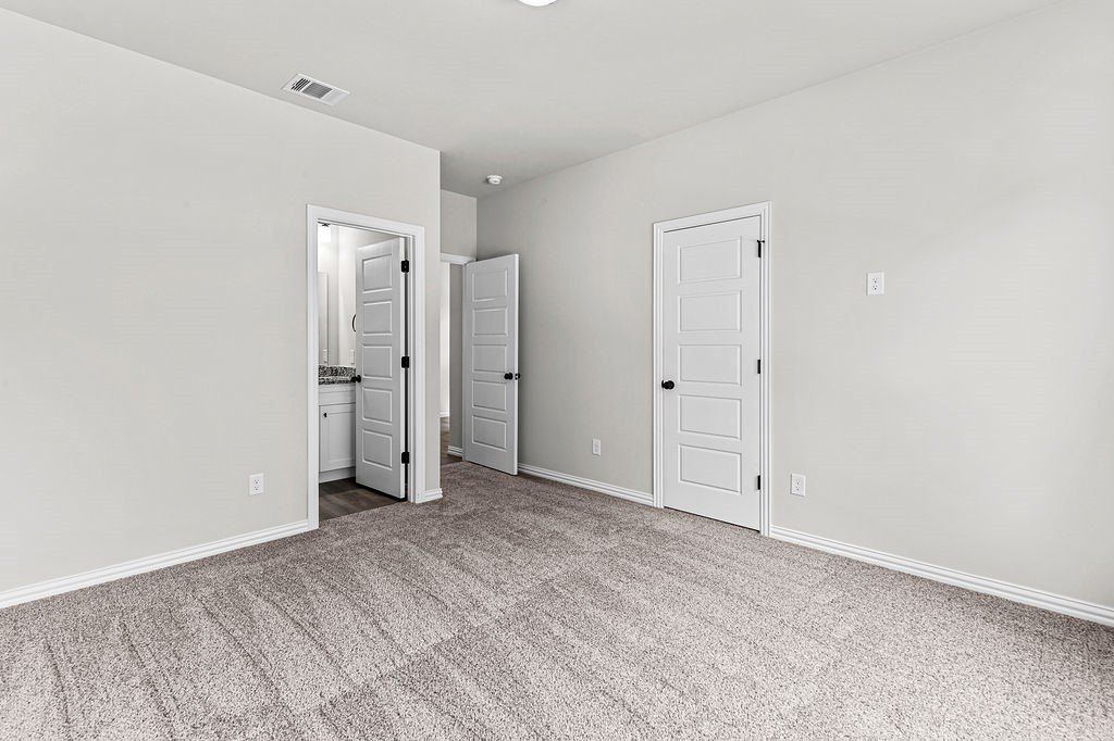 3325 Eastland Street. Fort Worth, TX 76119