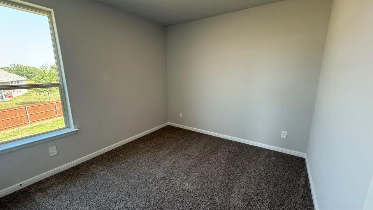 312 Gallant Man Court. Granbury, TX 76049