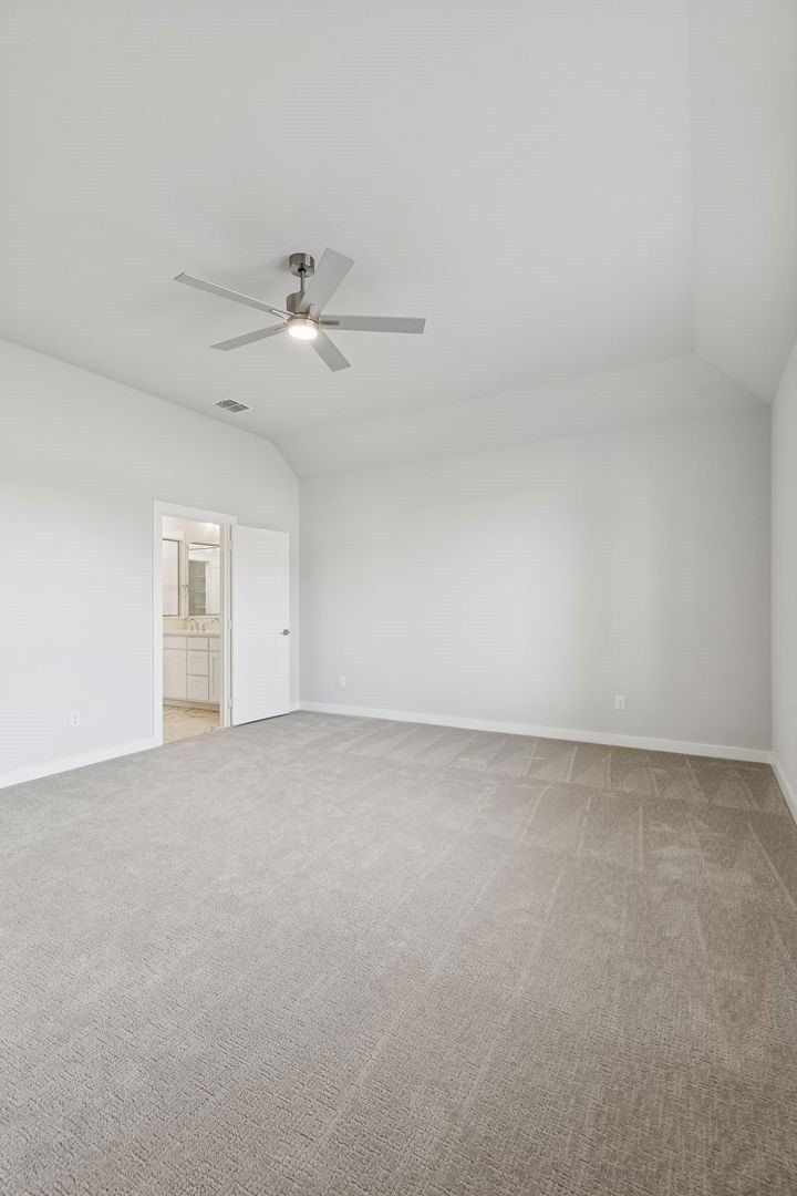 733 Lyft Lane. Aledo, TX 76008