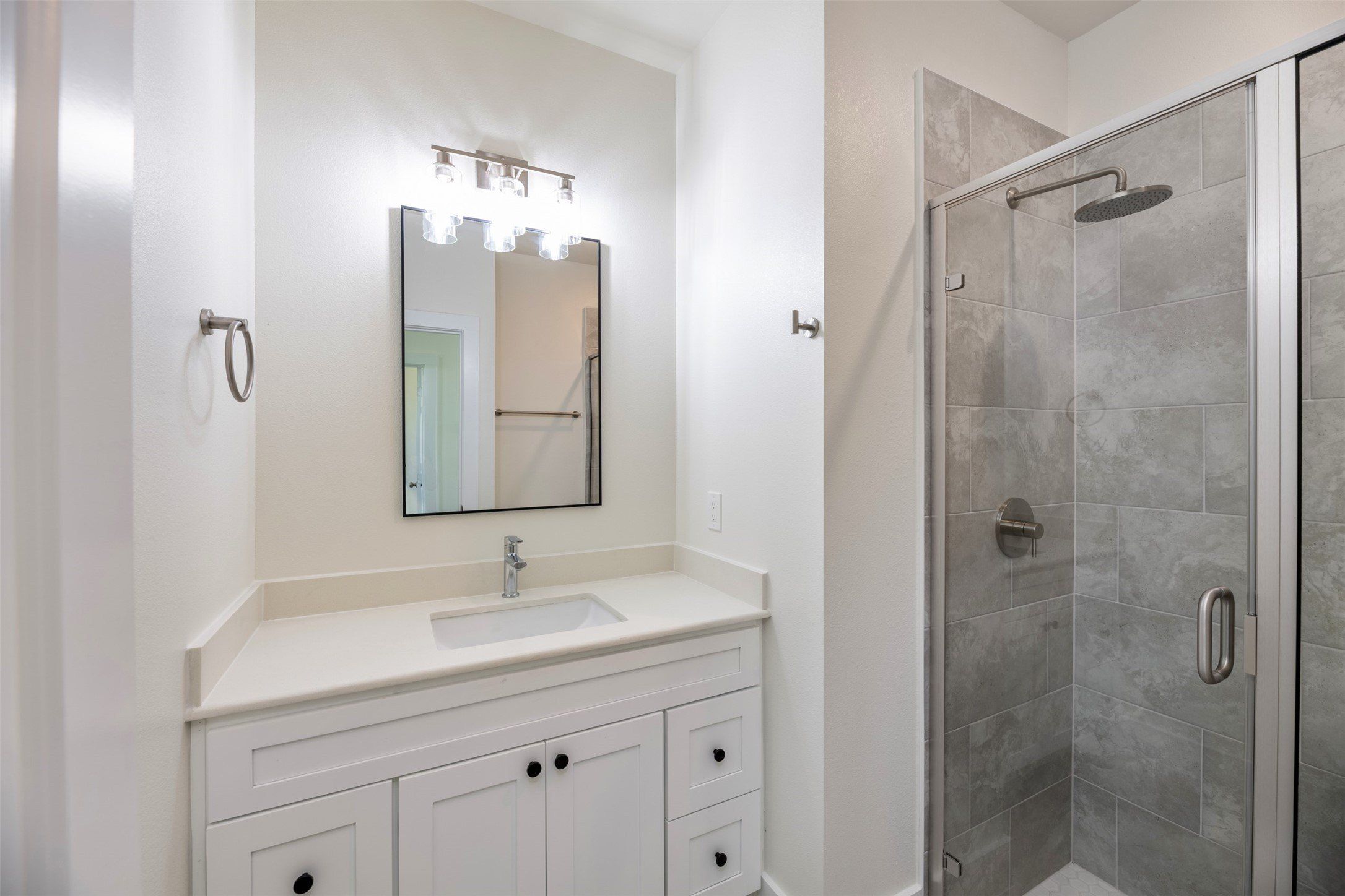 1785 Crestridge Circle. Princeton, TX 75407