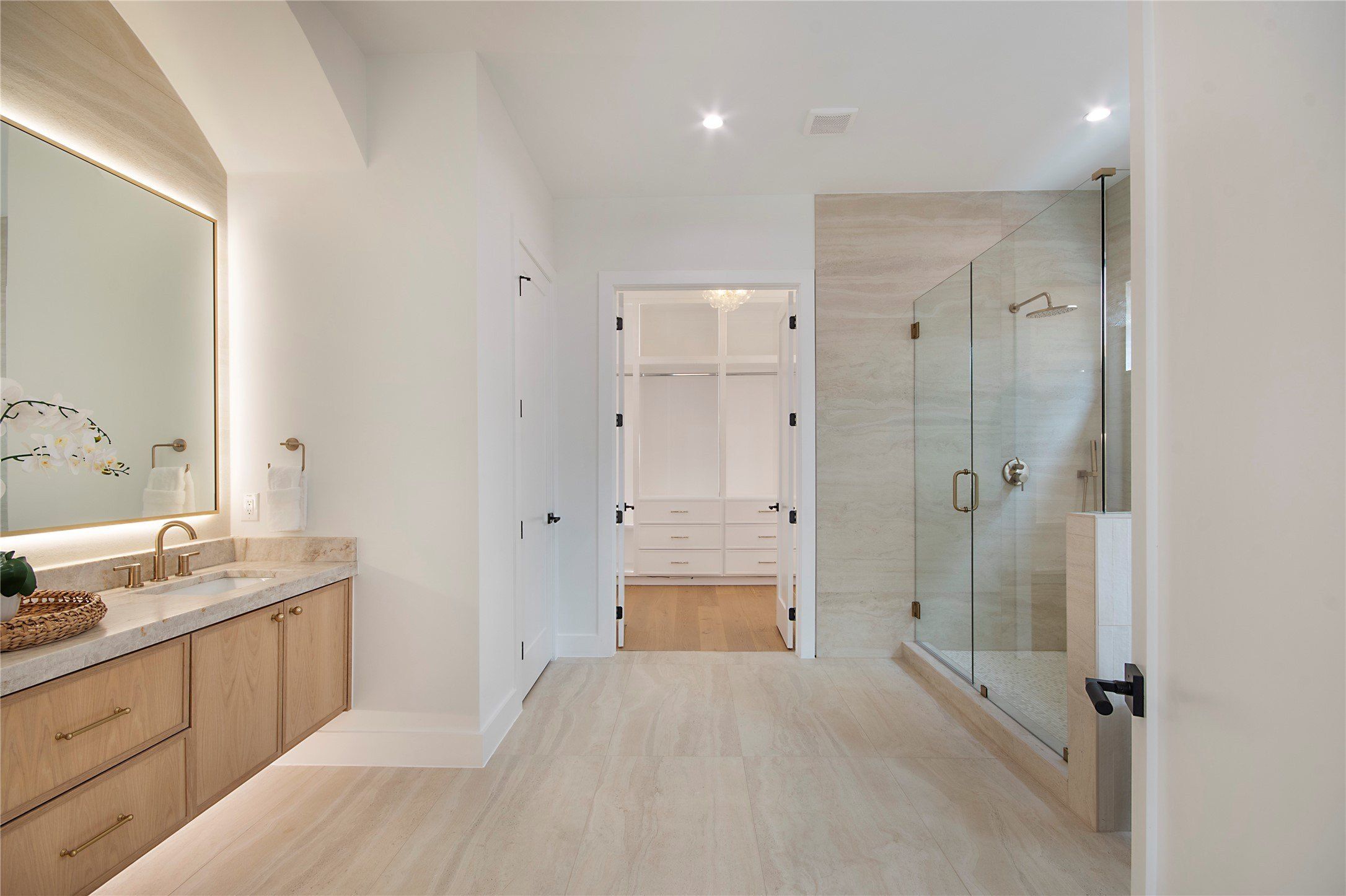 6628 Lockheed Avenue. Dallas, TX 75209