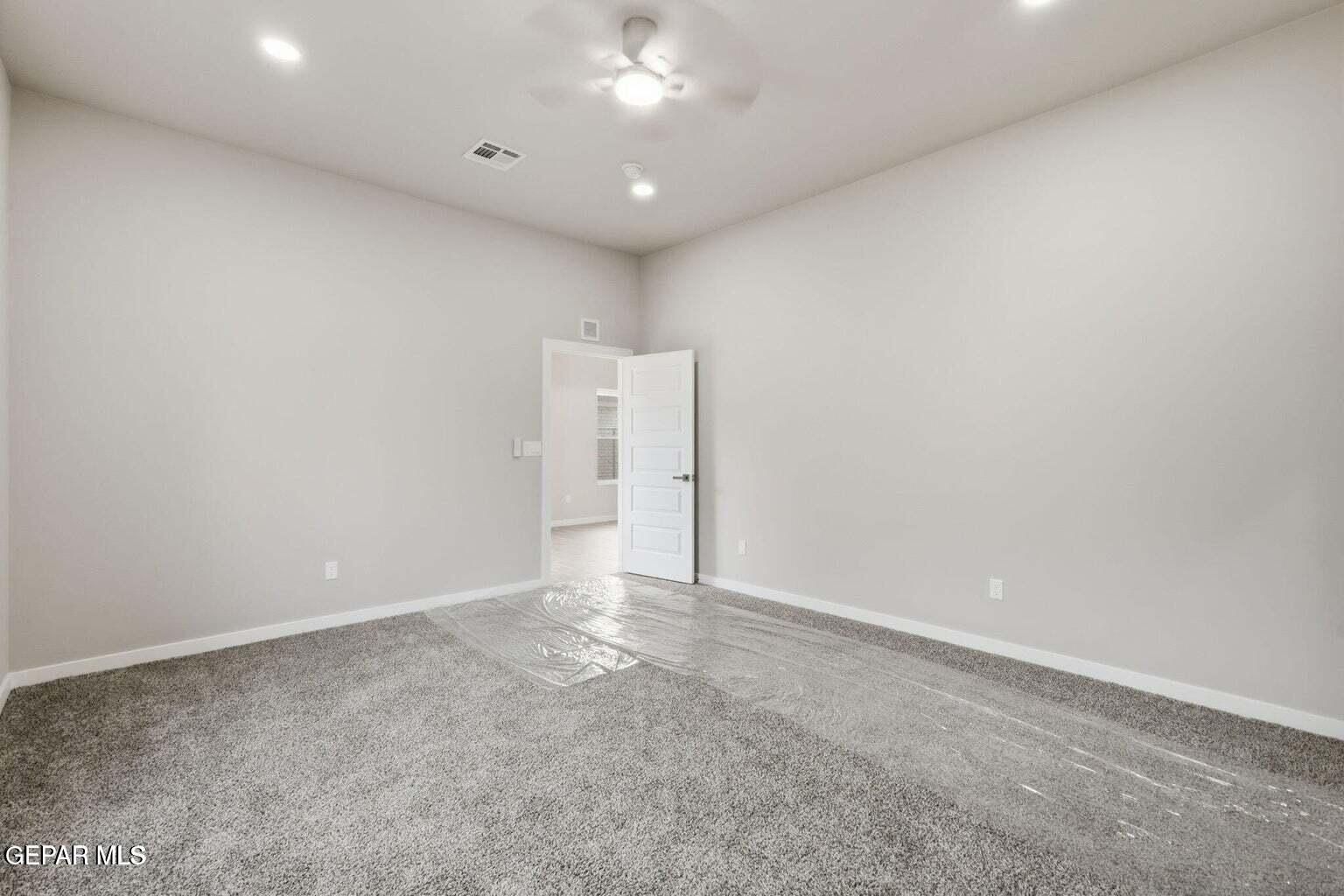 4816 Titanic Avenue. El Paso, TX 79904