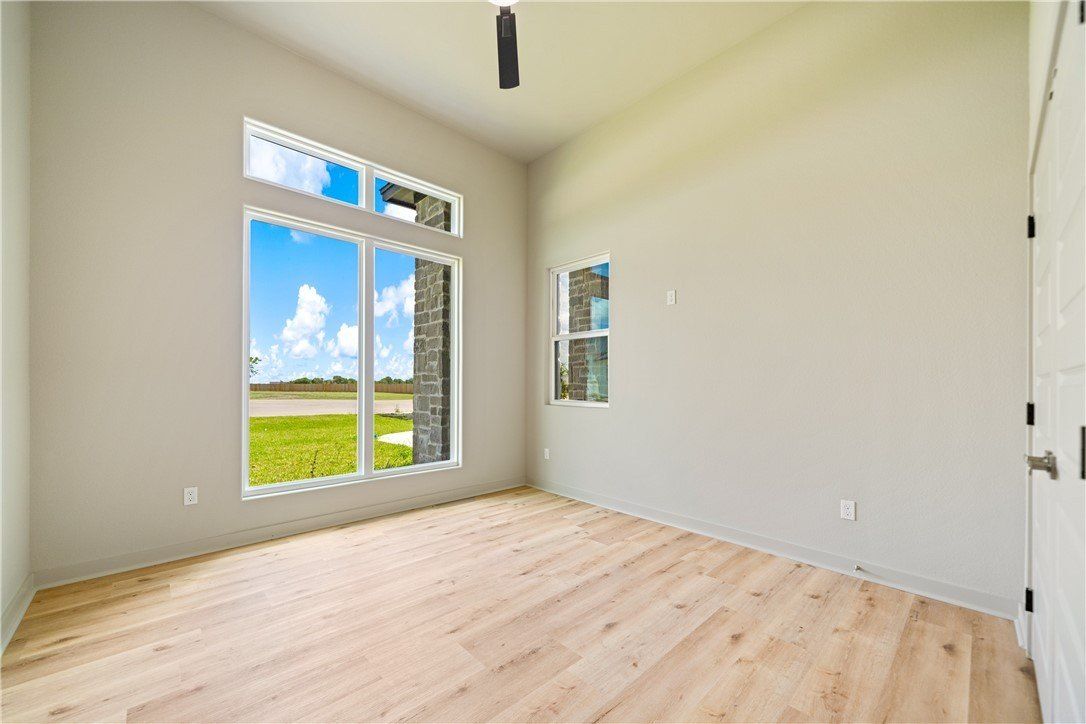 1526 Mariposa Ranch Drive. Corpus Christi, TX 78415