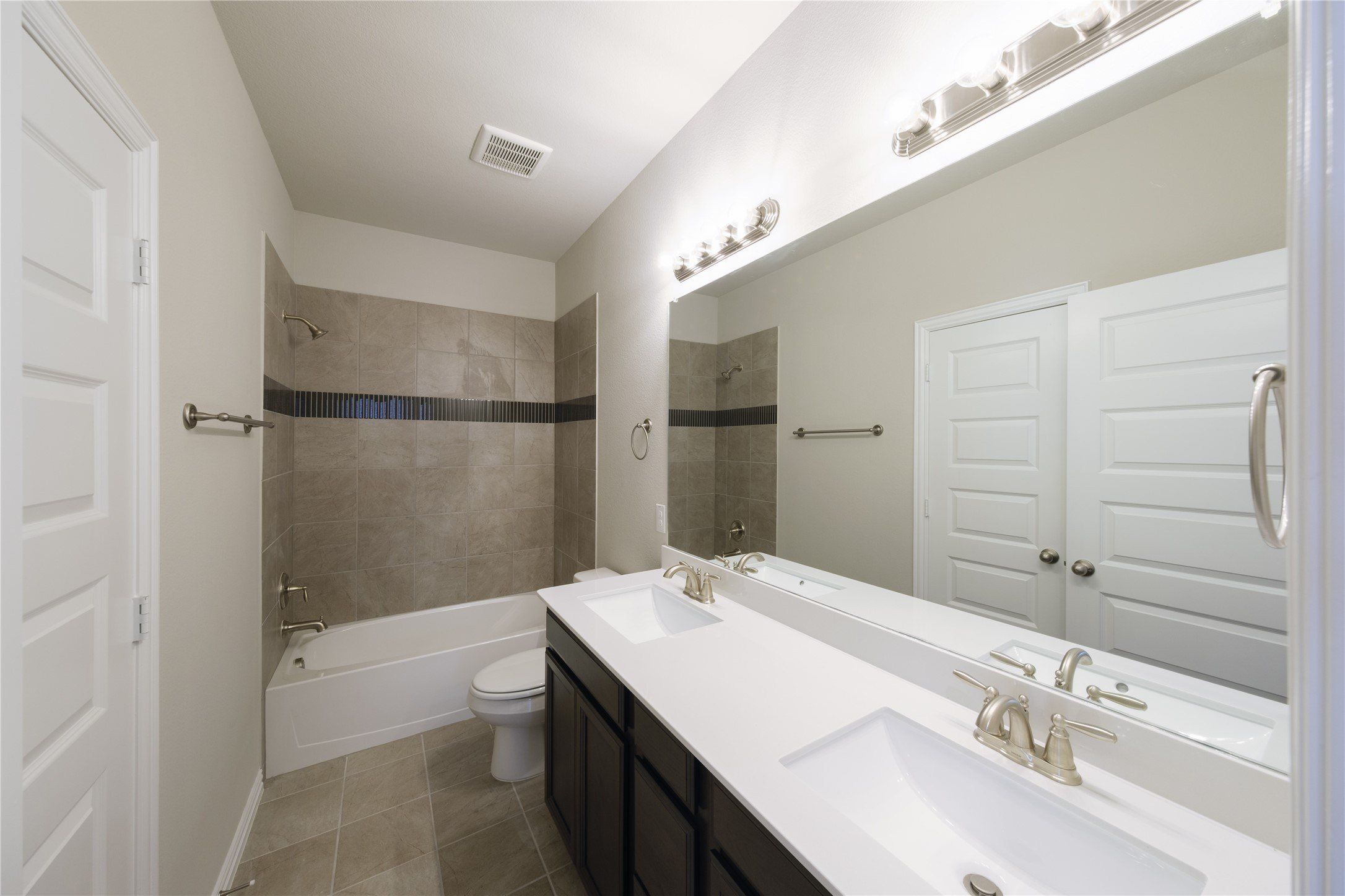 1444 Lady Bird Road. Justin, TX 76247
