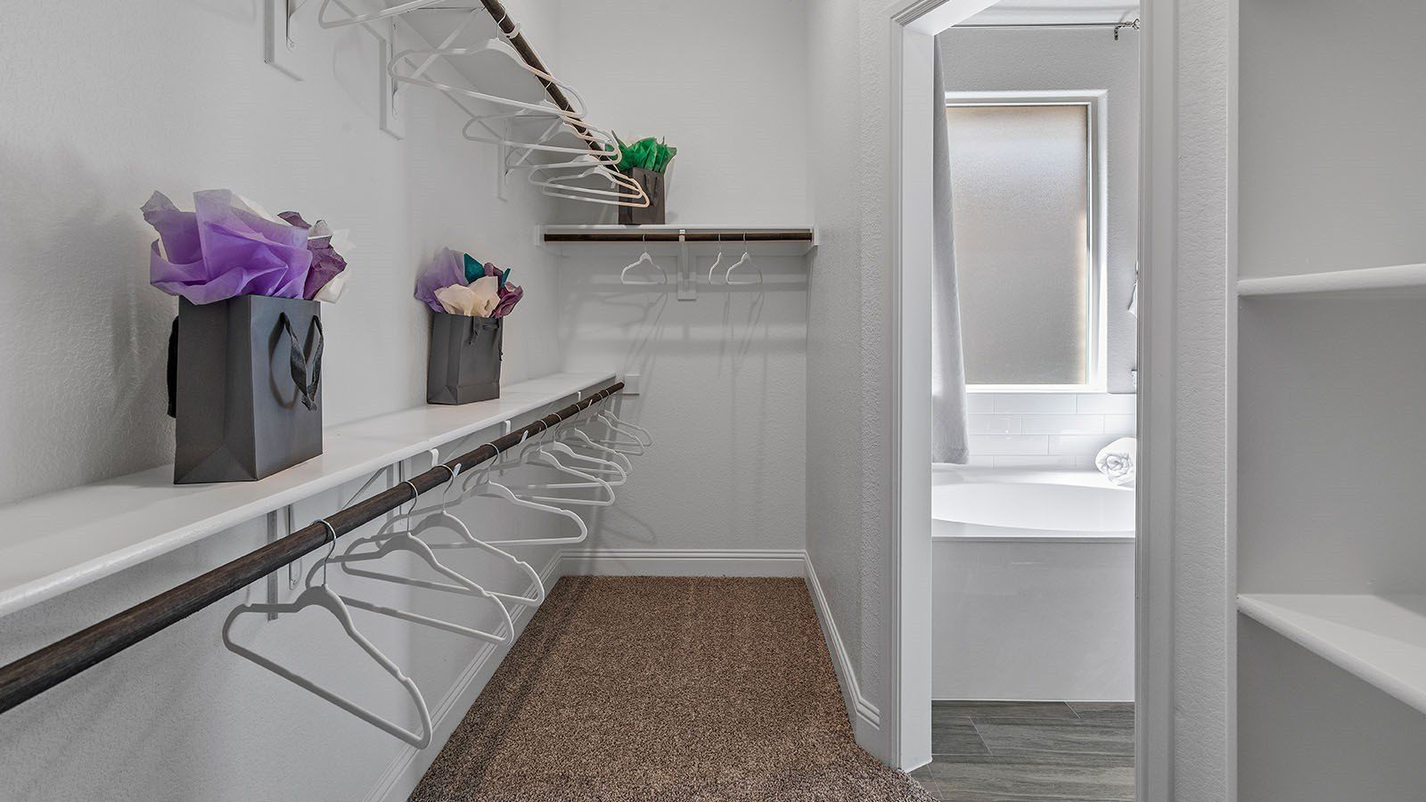 3293 Pier View Street. Midlothian, TX 76065