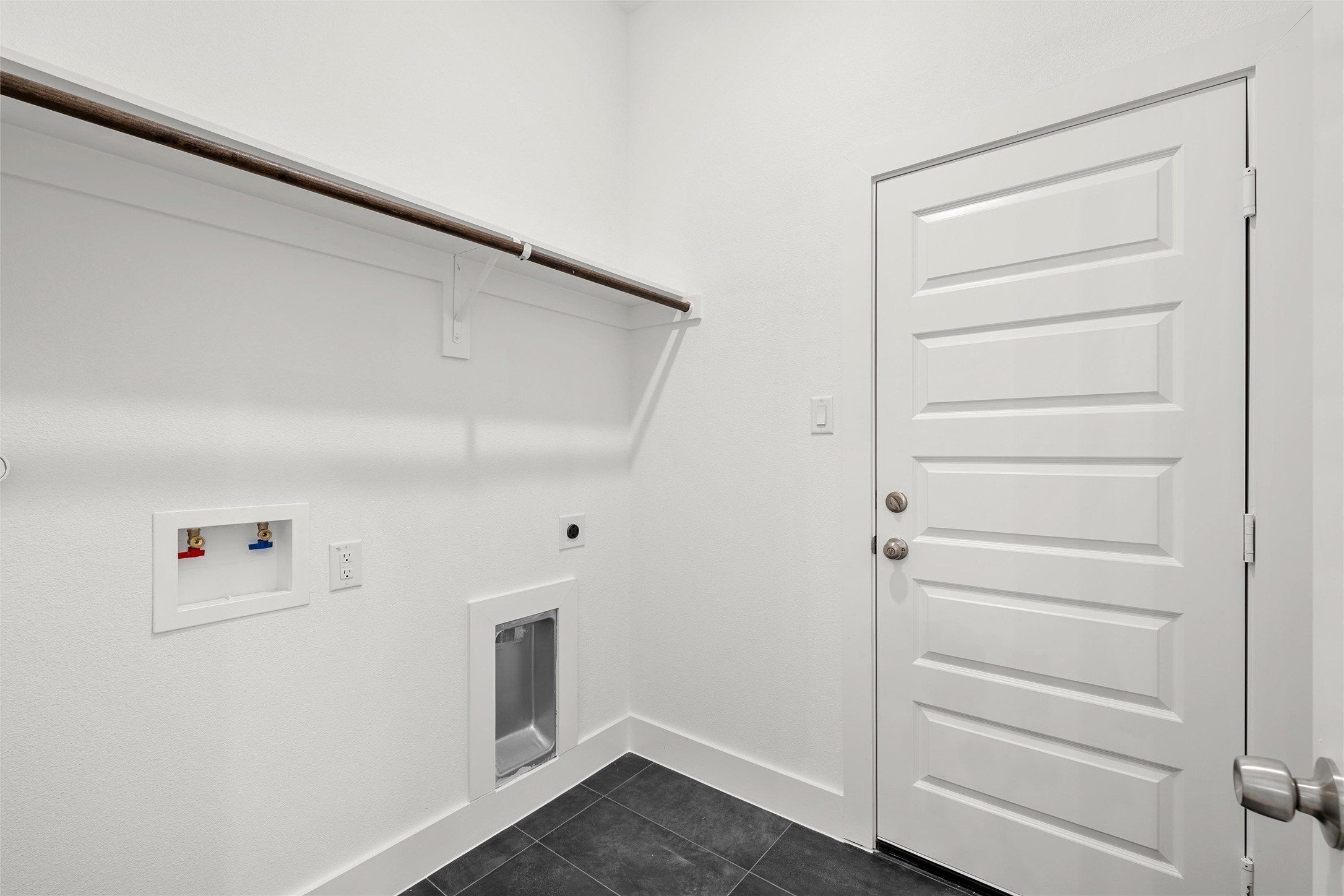 109 Sycamore Street. Hillsboro, TX 76645