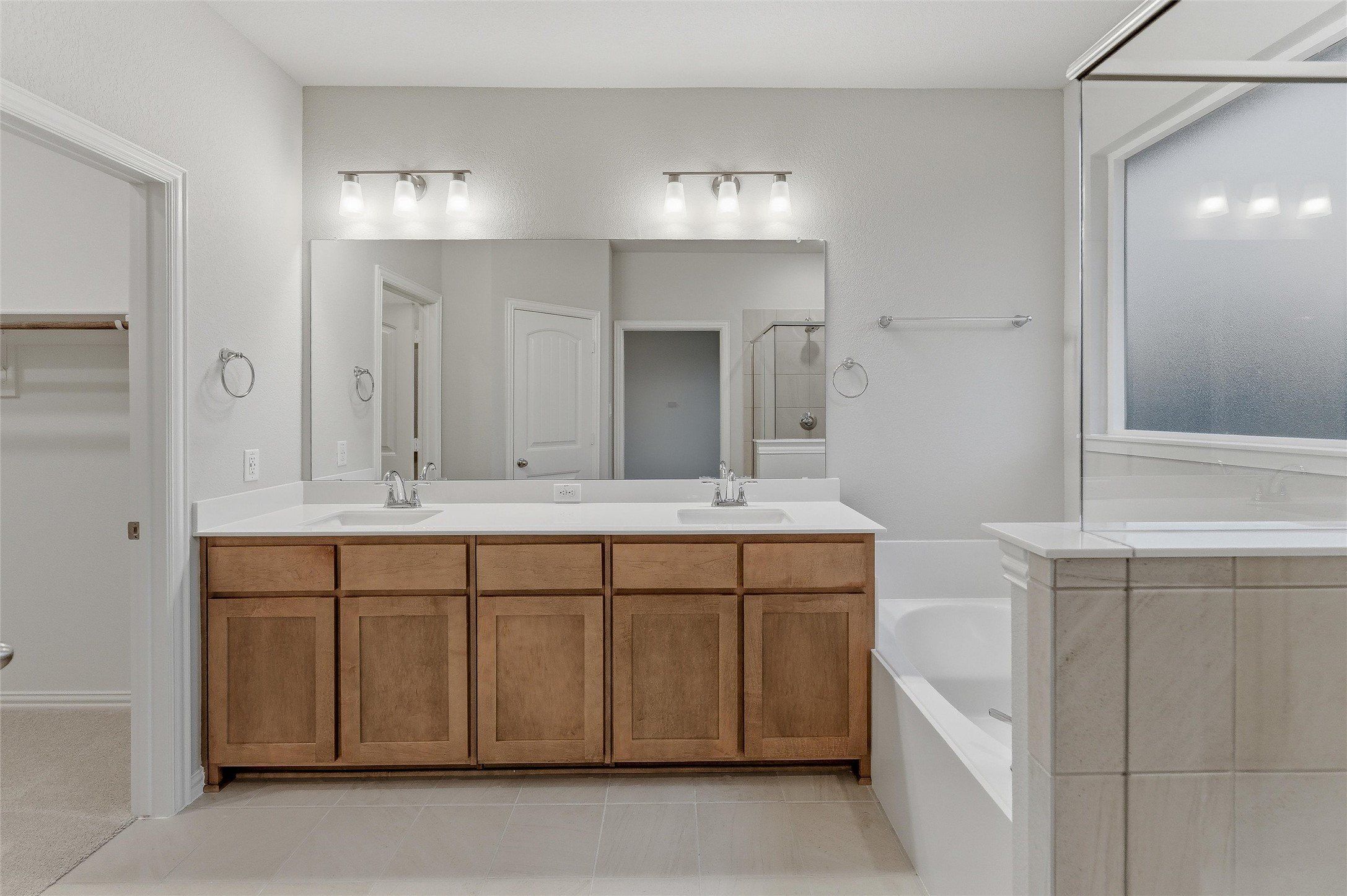 1237 Frio Drive. Springtown, TX 76082