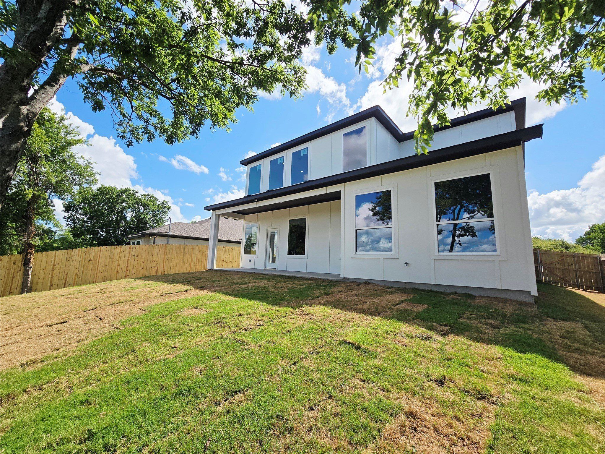6412 Teague Drive. Dallas, TX 75241