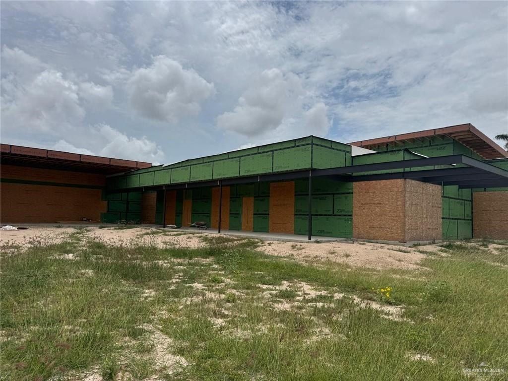 1002 W Moore Road. Pharr, TX 78577