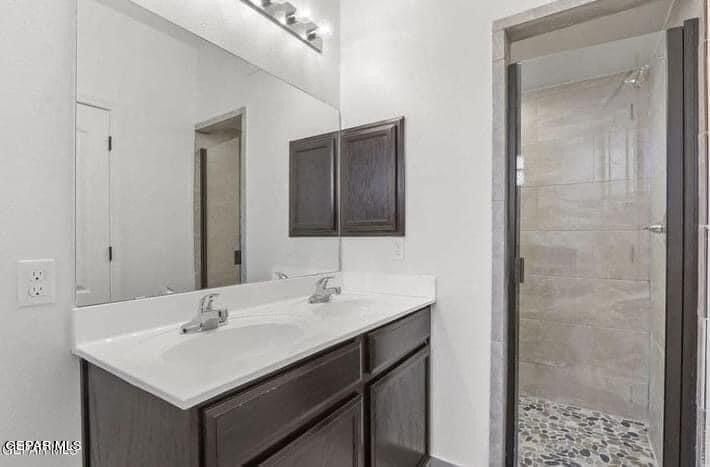 14296 Seth Payne Drive. Horizon City, TX 79928