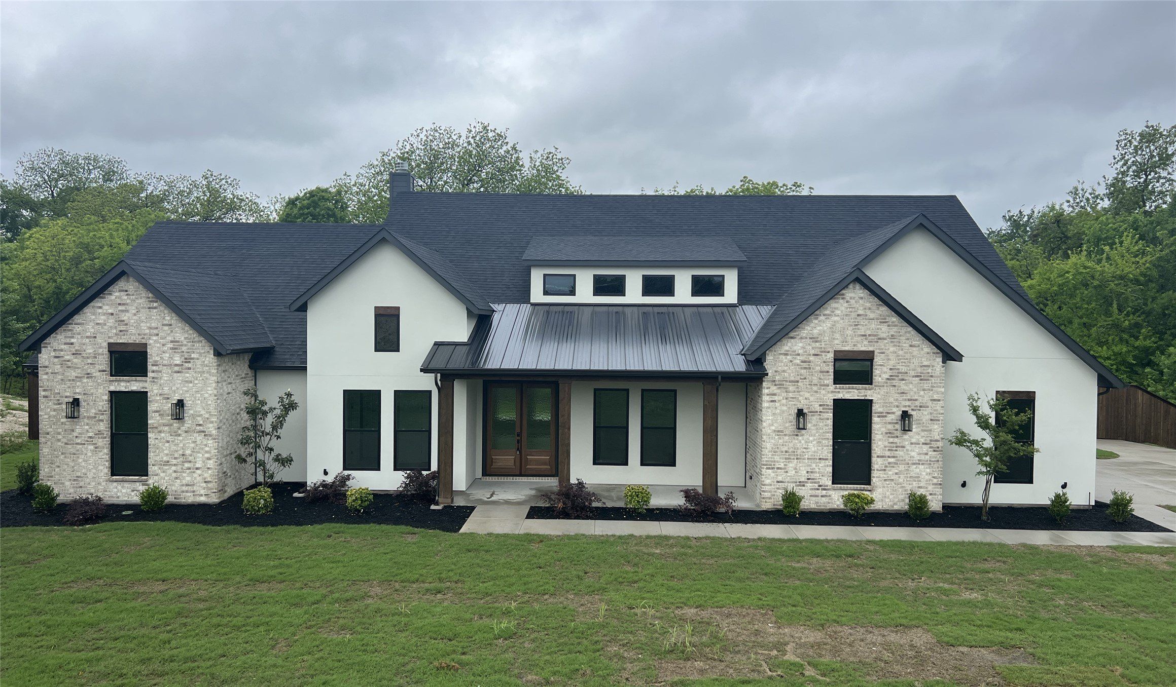 6420 Mcchesney Drive. Midlothian, TX 76065