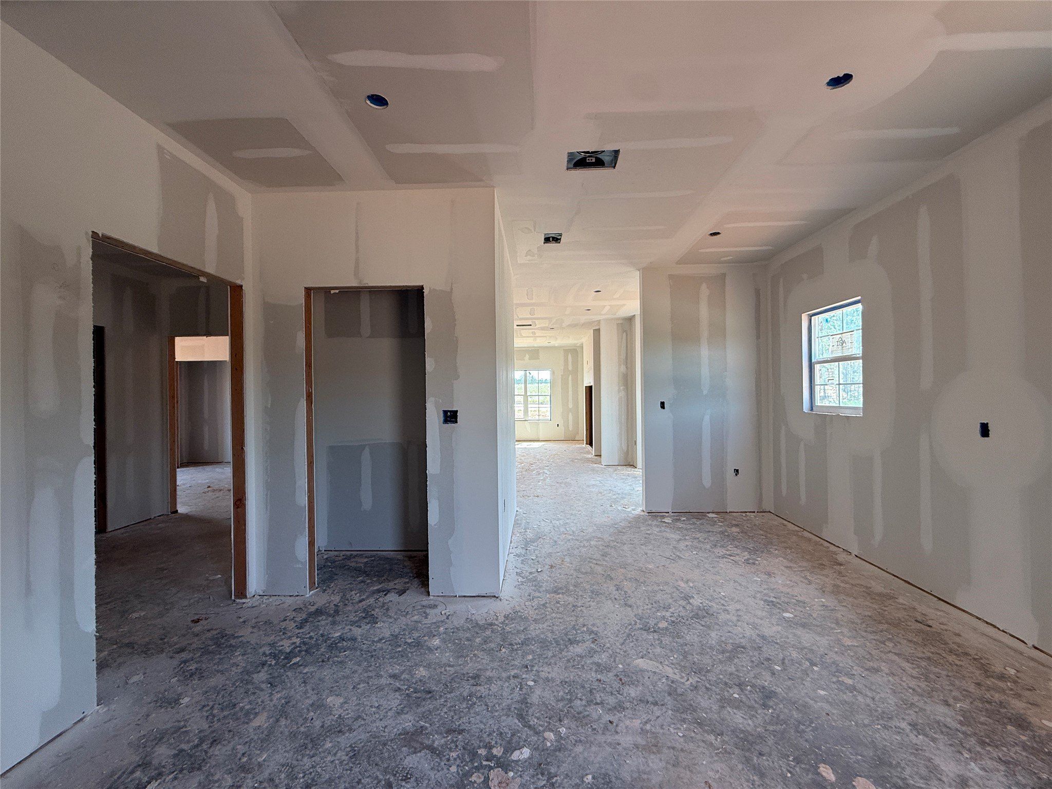 111 W Cupit Way. Gladewater, TX 75647