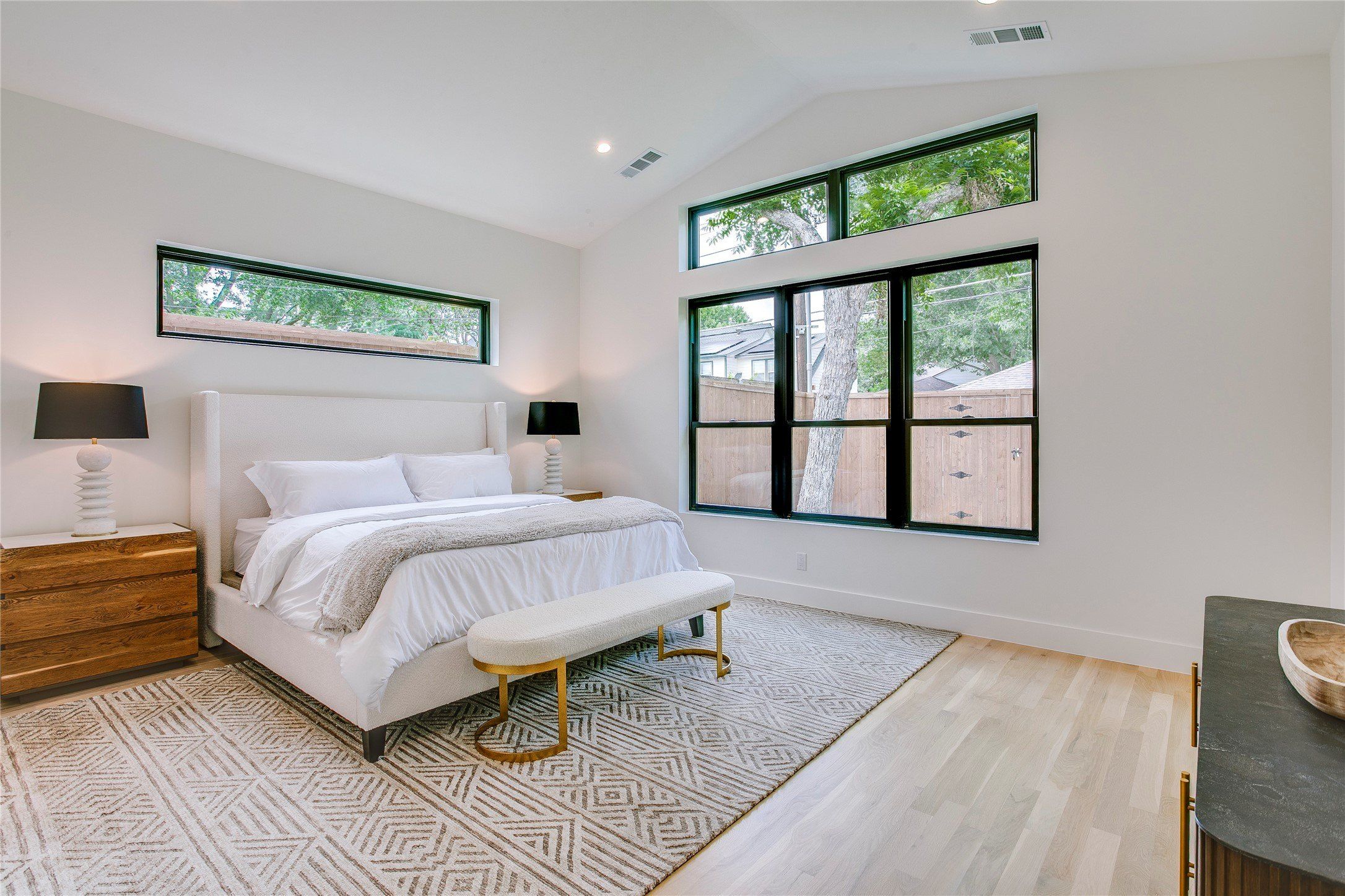 6943 Coronado Avenue. Dallas, TX 75214