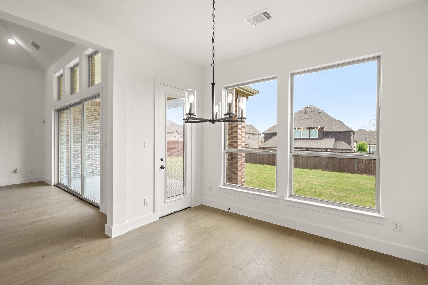 9908 Casa Frontera Drive. Fort Worth, TX 76179