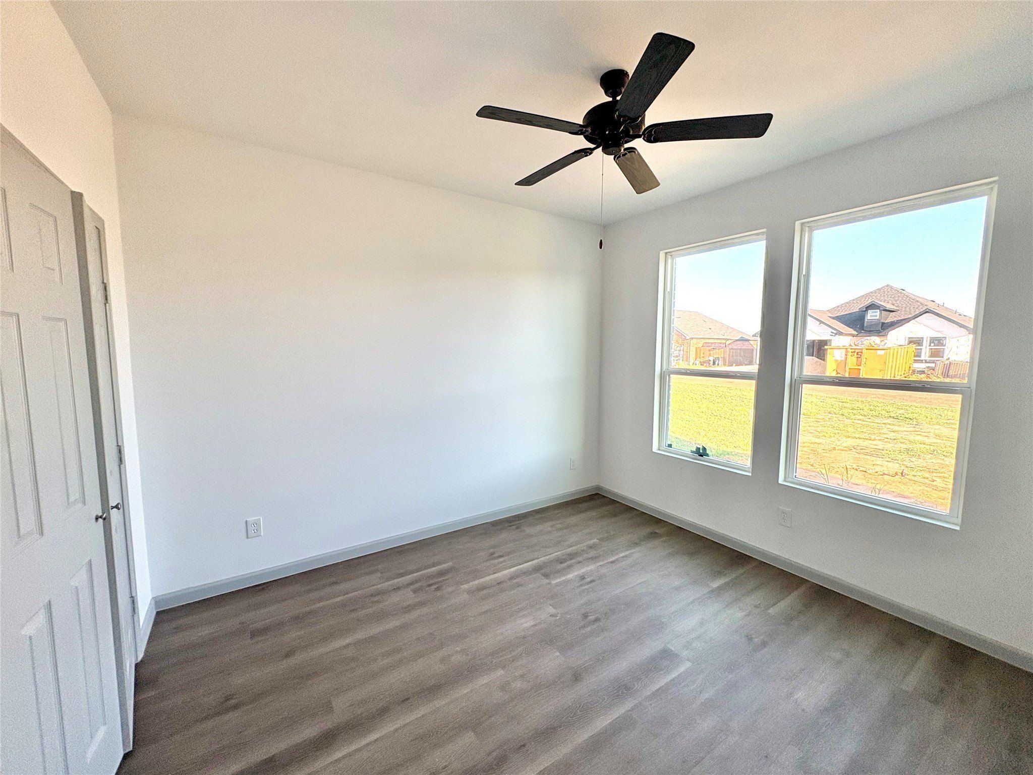 1015 Springview Lane. Mabank, TX 75147