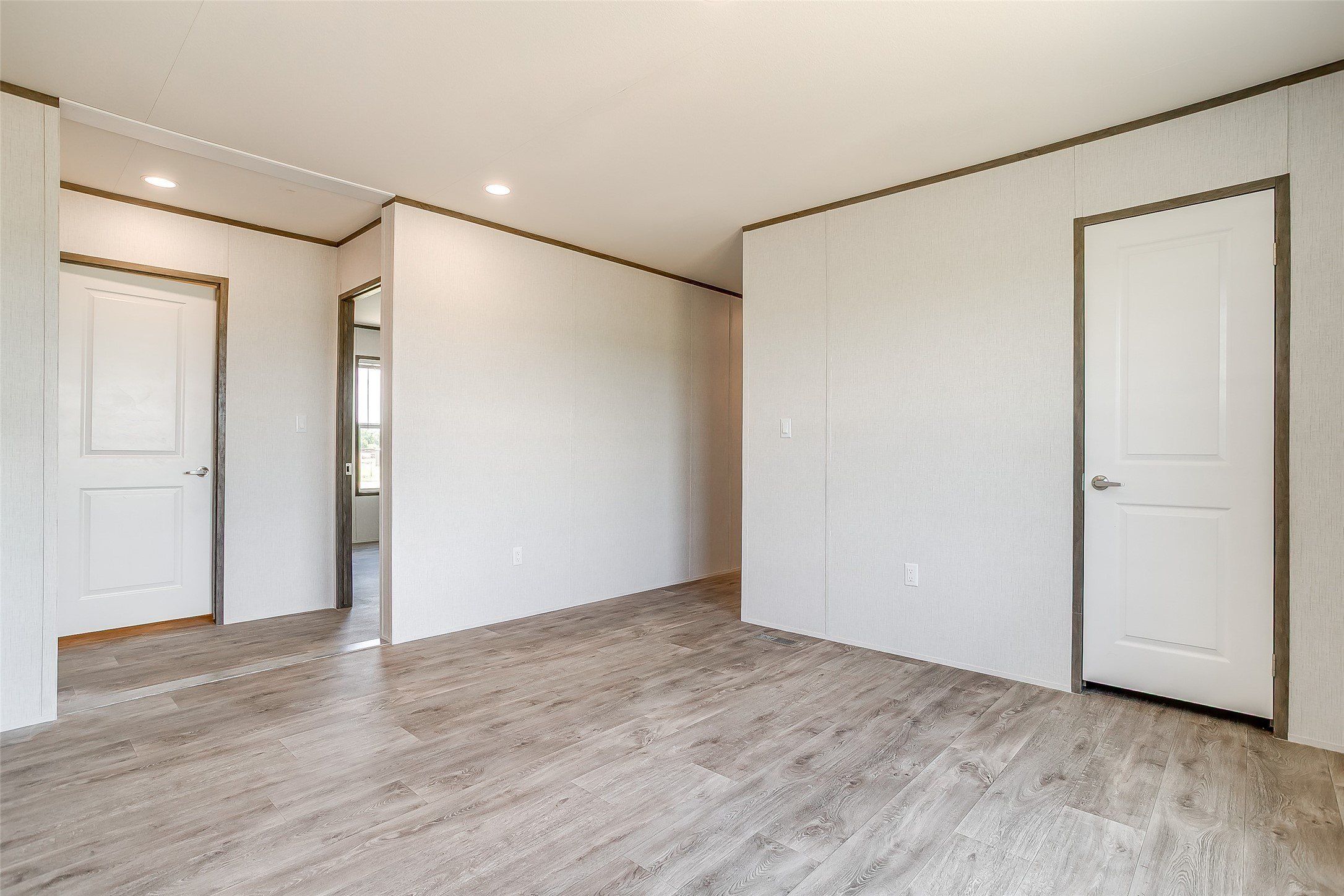 61 Kenzi Drive. Mineral Wells, TX 76067