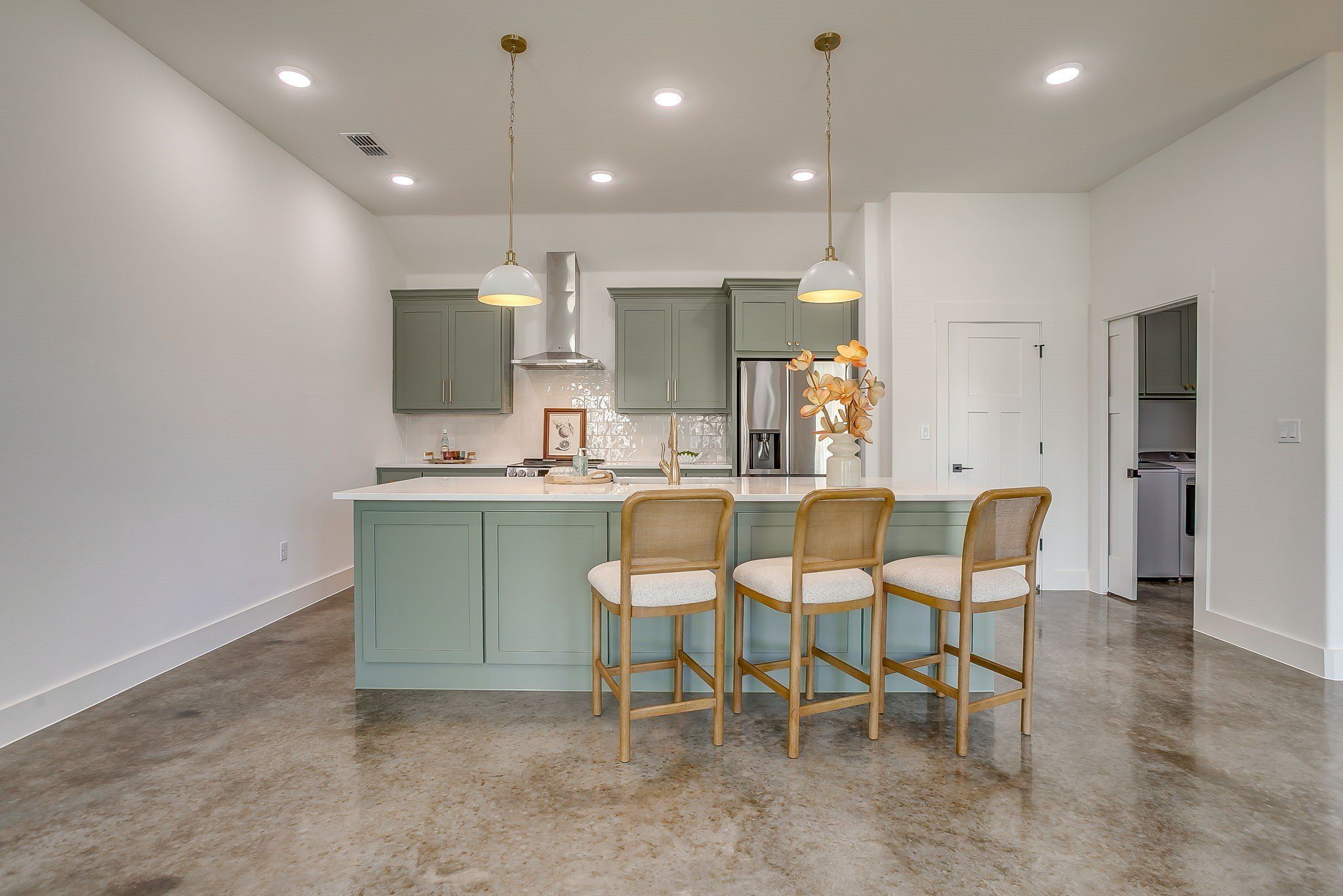 106 Cardinal Woods Court. Granbury, TX 76049