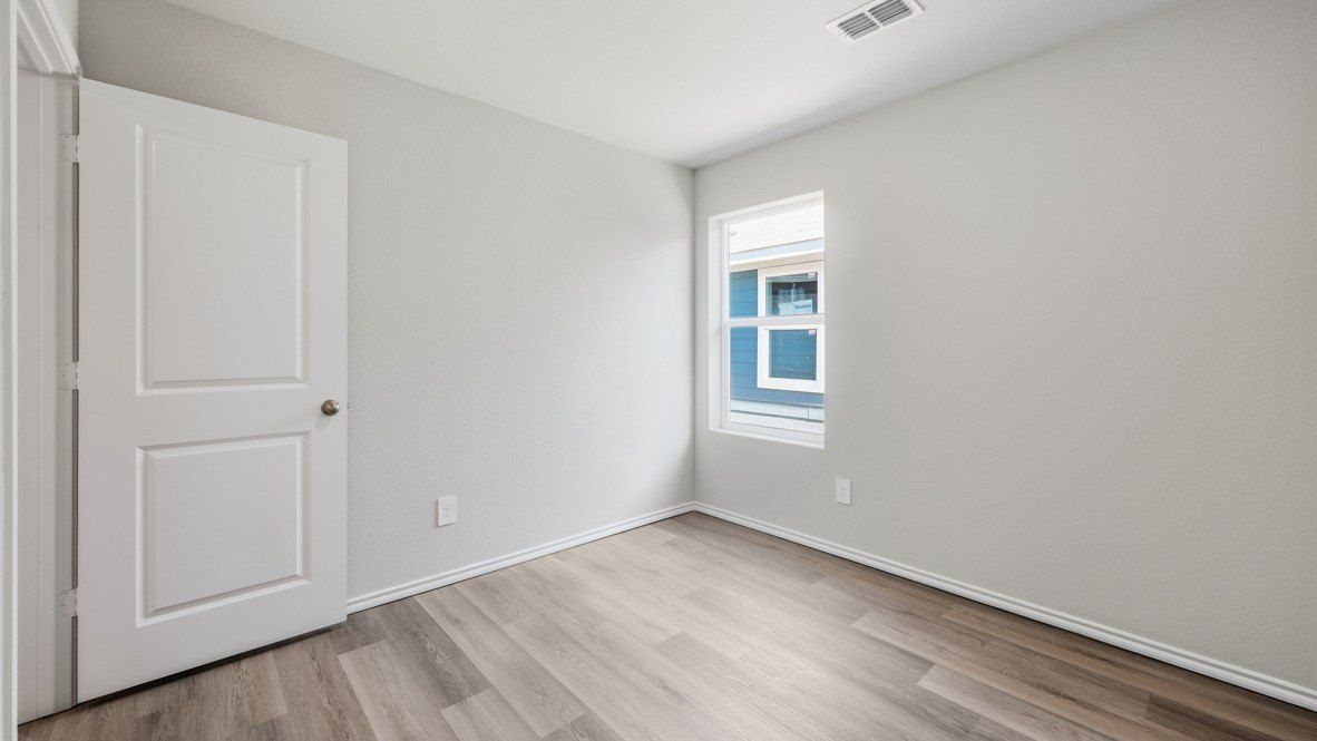 4128 Woodhill Bend Drive. Fort Worth, TX 76036