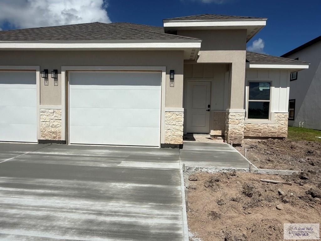 1014 Escondido Ln. Harlingen, TX 78550