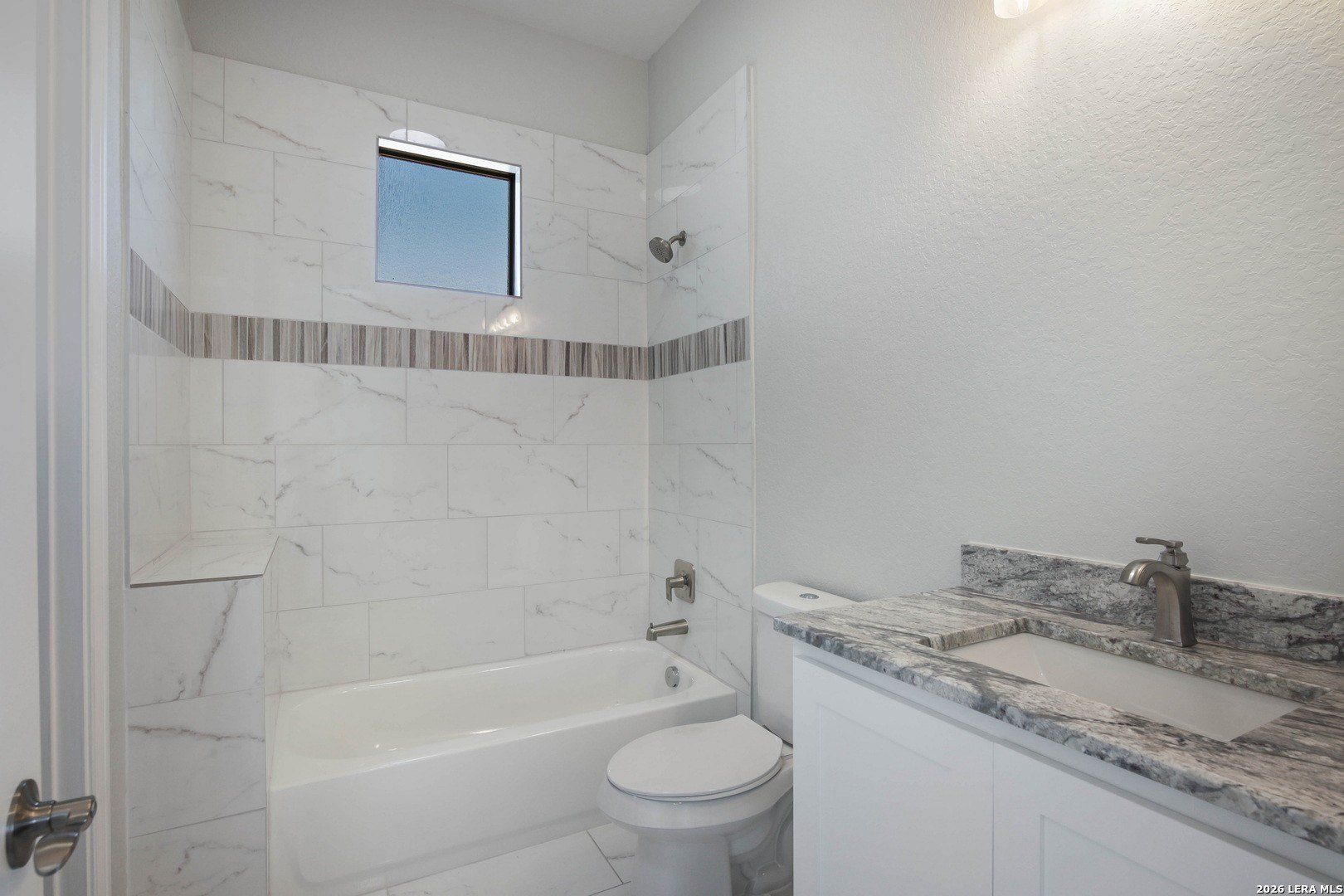 252 Venado Oaks. Castroville, TX 78009